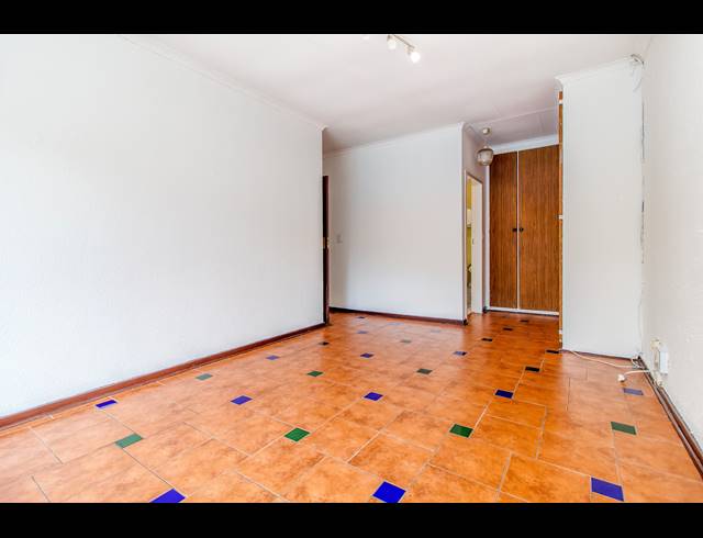 4 BEDROOM FREEHOLD FOR SALE IN WELTEVREDEN PARK